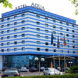 Отель Aqua
